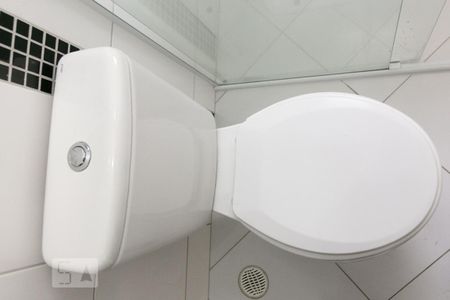 Casa para alugar com 60m², 2 quartos e sem vagaDetalhe banheiro