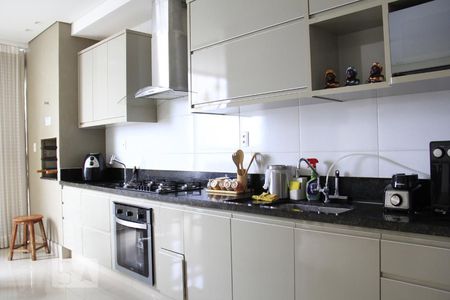 Apartamento para alugar com 106m², 3 quartos e 2 vagasCozinha