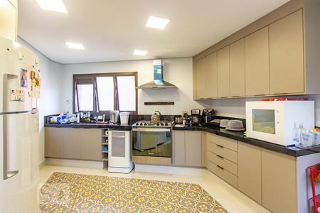Apartamento à venda com 230m², 4 quartos e 4 vagasCozinha