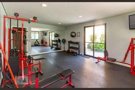 Apartamento à venda com 230m², 4 quartos e 4 vagasÁrea comum - Academia