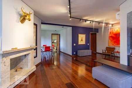 Apartamento à venda com 230m², 4 quartos e 4 vagasSala 