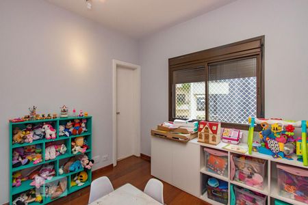 Apartamento à venda com 230m², 4 quartos e 4 vagasSuite 1