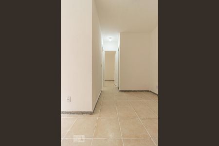 Corredor de apartamento para alugar com 2 quartos, 60m² em Campo Grande, Rio de Janeiro