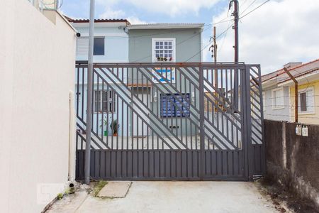 Casa à venda com 105m², 2 quartos e 2 vagasPortaria