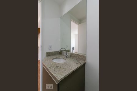 Apartamento para alugar com 37m², 2 quartos e sem vaga Apartamento para alugar com 37m², 2 quartos e sem vagaBanheiro