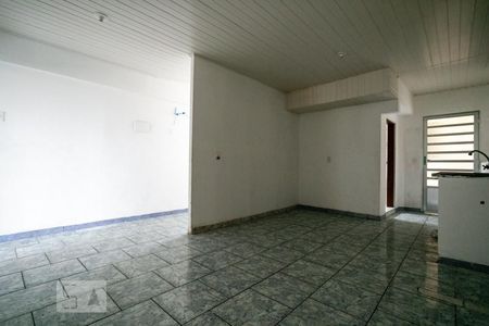 Sala/Cozinha de casa para alugar com 1 quarto, 60m² em Vila Roque, São Paulo