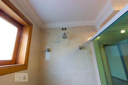 Casa de condomínio para alugar com 480m², 5 quartos e 3 vagasBanheiro - Suite 3