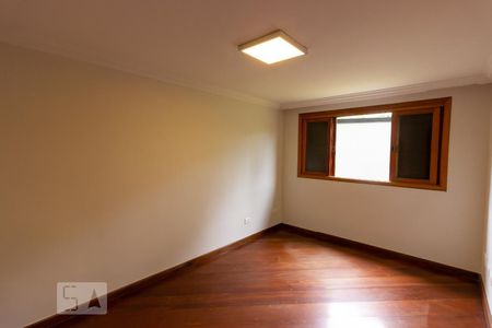 Casa de condomínio para alugar com 480m², 5 quartos e 3 vagasSuite 3