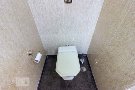 Casa de condomínio para alugar com 480m², 5 quartos e 3 vagasLavabo 2