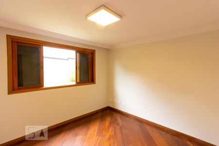 Casa de condomínio para alugar com 480m², 5 quartos e 3 vagasSuite 5