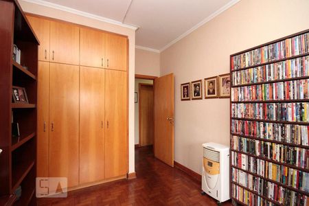 Apartamento à venda com 110m², 3 quartos e 1 vagaQuarto 2