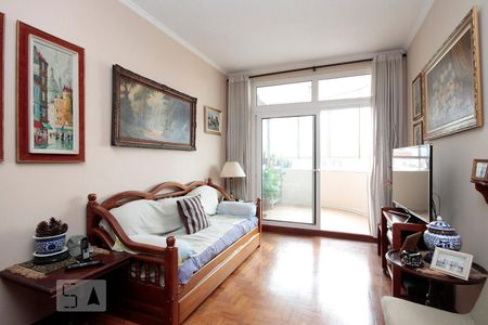 Sala de apartamento à venda com 3 quartos, 110m² em Vila Buarque, São Paulo