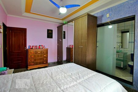 Casa à venda com 350m², 4 quartos e 2 vagasSuíte 2