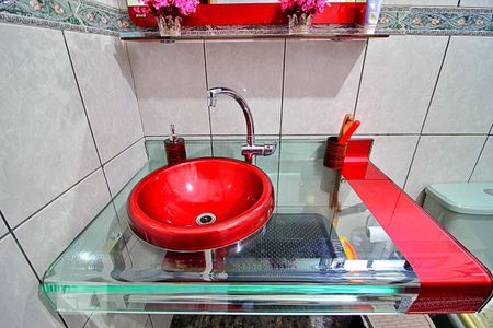 Casa à venda com 350m², 4 quartos e 2 vagasBanheiro