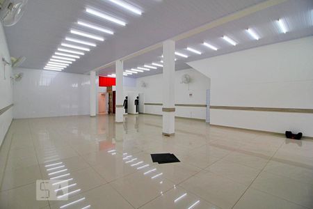 Casa à venda com 350m², 4 quartos e 2 vagasSalão