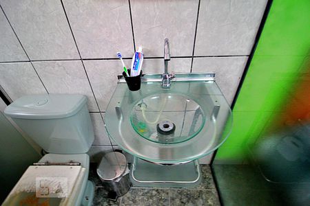 Banheiro da Suíte 1 de casa à venda com 4 quartos, 350m² em Parque João Ramalho, Santo André