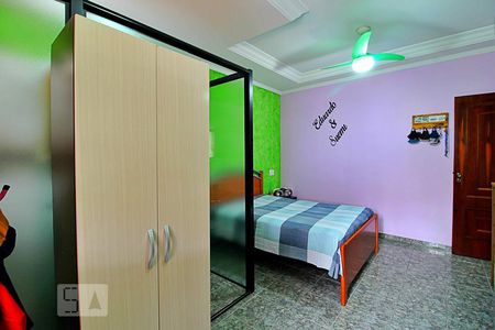 Casa à venda com 350m², 4 quartos e 2 vagasSuíte 1