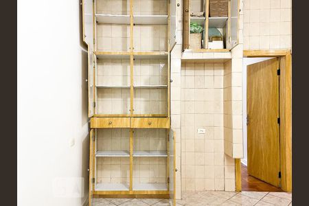 Apartamento para alugar com 60m², 2 quartos e sem vagaCozinha - Armários