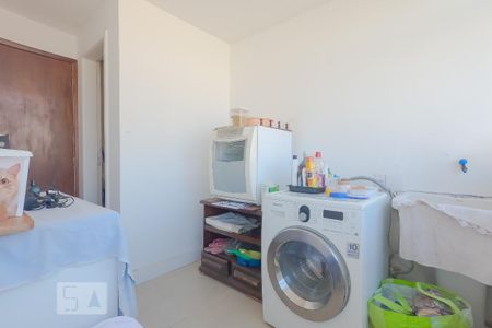 Apartamento à venda com 140m², 3 quartos e 2 vagas Apartamento à venda com 140m², 3 quartos e 2 vagasÁrea de Serviço