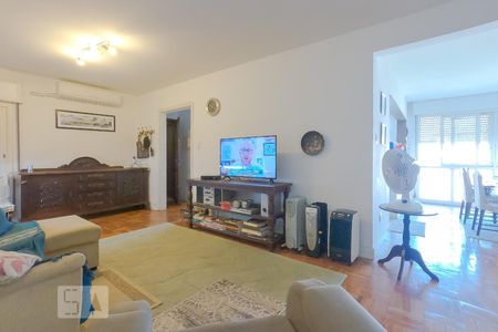 Sala de Estar de apartamento à venda com 3 quartos, 140m² em Rio Branco, Porto Alegre
