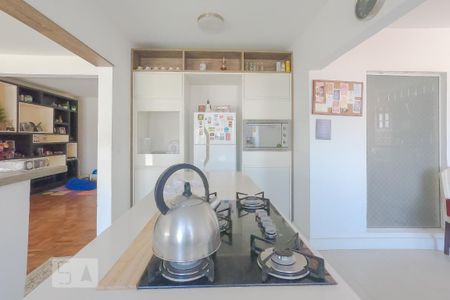 Apartamento à venda com 140m², 3 quartos e 2 vagas Apartamento à venda com 140m², 3 quartos e 2 vagasCozinha