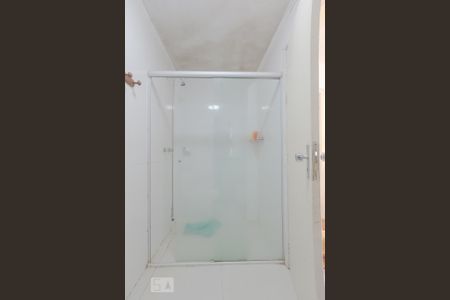 Apartamento à venda com 140m², 3 quartos e 2 vagas Apartamento à venda com 140m², 3 quartos e 2 vagasBanheiro da Suíte