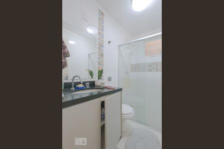 Apartamento à venda com 140m², 3 quartos e 2 vagas Apartamento à venda com 140m², 3 quartos e 2 vagasBanheiro 2