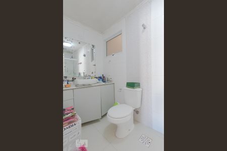 Apartamento à venda com 140m², 3 quartos e 2 vagas Apartamento à venda com 140m², 3 quartos e 2 vagasBanheiro da Suíte