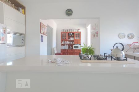 Apartamento à venda com 140m², 3 quartos e 2 vagas Apartamento à venda com 140m², 3 quartos e 2 vagasCozinha