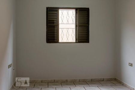 Banheiro do Quarto 2 de casa para alugar com 3 quartos, 150m² em Santa Mônica, Uberlândia