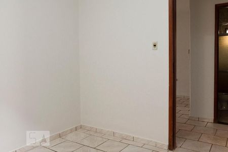 Quarto 2 de casa para alugar com 3 quartos, 150m² em Santa Mônica, Uberlândia