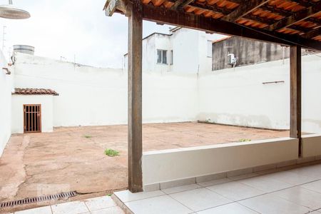Casa para alugar com 150m², 3 quartos e 2 vagasQuintal