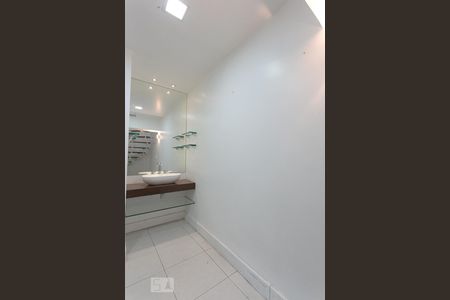 Apartamento para alugar com 42m², 1 quarto e sem vagaBanheiro