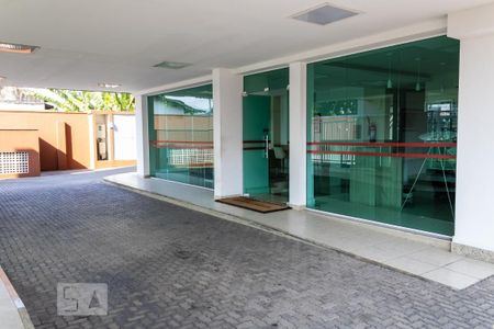 Apartamento para alugar com 35m², 1 quarto e 1 vaga Apartamento para alugar com 35m², 1 quarto e 1 vagaFachada