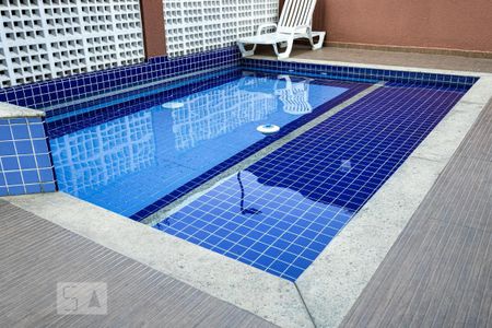 Apartamento para alugar com 35m², 1 quarto e 1 vaga Apartamento para alugar com 35m², 1 quarto e 1 vagaÁrea comum - Piscina