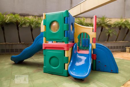 Apartamento à venda com 74m², 3 quartos e 1 vagaÁrea Comum - Playground