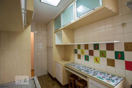 Apartamento à venda com 74m², 3 quartos e 1 vagaCozinha