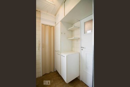 Apartamento à venda com 74m², 3 quartos e 1 vagaLavanderia 