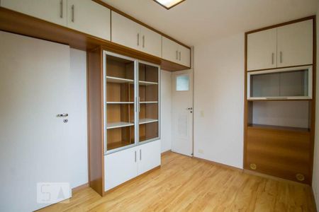 Apartamento à venda com 74m², 3 quartos e 1 vagaQuarto 3