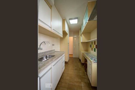 Apartamento à venda com 74m², 3 quartos e 1 vagaCozinha