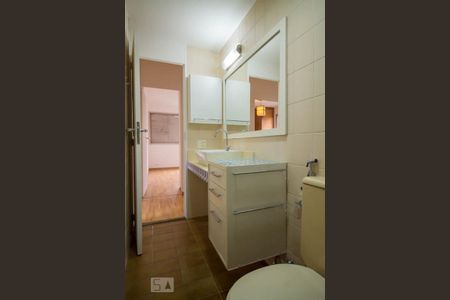 Apartamento à venda com 74m², 3 quartos e 1 vagaBanheiro 