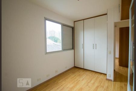Apartamento à venda com 74m², 3 quartos e 1 vagaQuarto 3