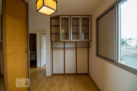 Apartamento à venda com 74m², 3 quartos e 1 vagaQuarto 2