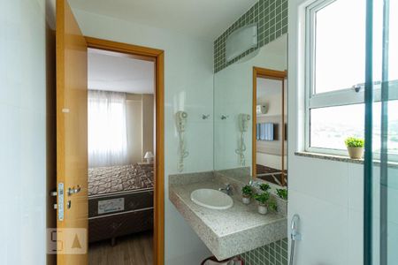 Apartamento para alugar com 36m², 1 quarto e 1 vaga Apartamento para alugar com 36m², 1 quarto e 1 vagaDetalhe do banheiro da suíte