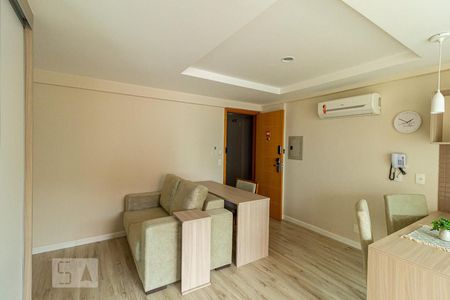 Sala de apartamento para alugar com 1 quarto, 36m² em Campo Grande, Rio de Janeiro