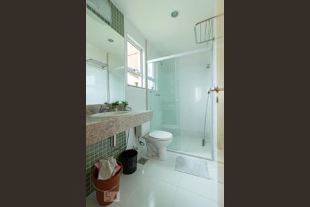 Apartamento para alugar com 36m², 1 quarto e 1 vaga Apartamento para alugar com 36m², 1 quarto e 1 vagaBanheiro da suíte