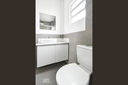 Studio para alugar com 45m², 1 quarto e sem vaga Studio para alugar com 45m², 1 quarto e sem vagaBanheiro