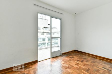 Studio para alugar com 45m², 1 quarto e sem vaga Studio para alugar com 45m², 1 quarto e sem vagaStudio