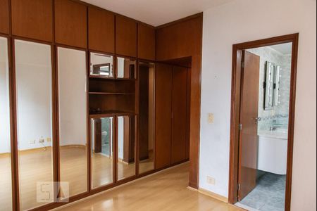 Suíte de apartamento à venda com 3 quartos, 105m² em Aclimação, São Paulo