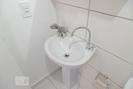 Apartamento para alugar com 41m², 2 quartos e sem vagaBanheiro